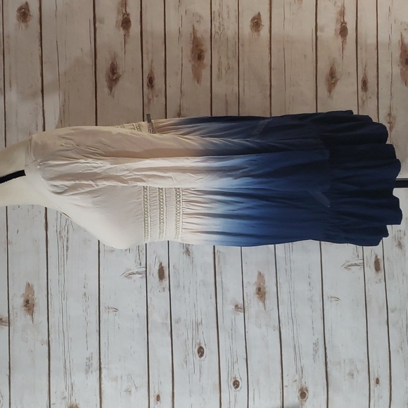 $ Blu Pepper Boho Tunic - Size Medium - Picture 2 of 6